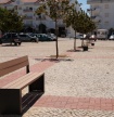 Uni&atilde;o de Freguesias substituiu bancos no largo do Audit&oacute;rio Carlos do Carmo em Lagoa
