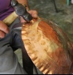 Se gosta de artes tradicionais, inscreva-se no curso de Caldeiraria Artesanal em Loul&eacute;