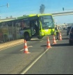 Colis&atilde;o entre autom&oacute;vel e autocarro na EN125, no concelho de Faro, faz um ferido grave