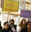 Habita&ccedil;&atilde;o: Meia centena protesta em Faro e afirma n&atilde;o ter medo da pol&iacute;cia
