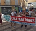Habitação: Manifestantes reclamaram melhores condições de vida em Faro