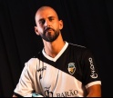 Avan&ccedil;ado internacional portugu&ecirc;s Nelson Oliveira assina pelo Farense