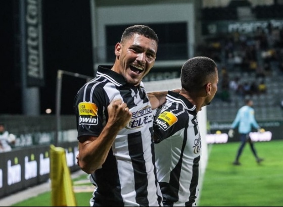 Portimonense conquista primeira vitória na I Liga em Paços de Ferreira