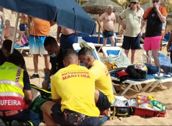 Albufeira: Socorristas reverteram paragem cardiorrespiratória em homem de 60 anos na praia do Peneco 