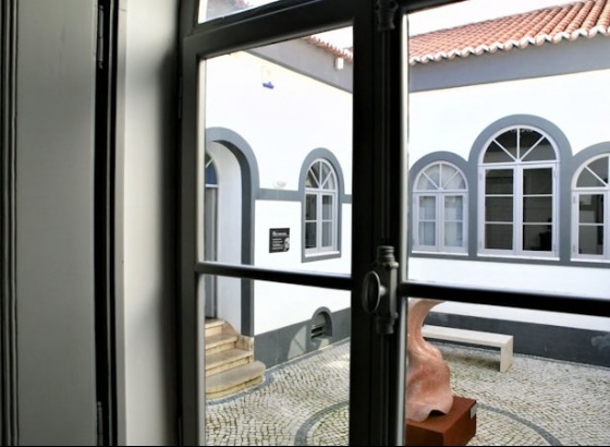 Portimão: Com novo horário, Casa Manuel Teixeira Gomes inaugura exposição de Querubim Lapa