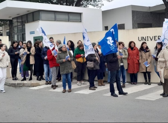 Trabalhadores do ensino superior do Algarve protestaram contra precariedade