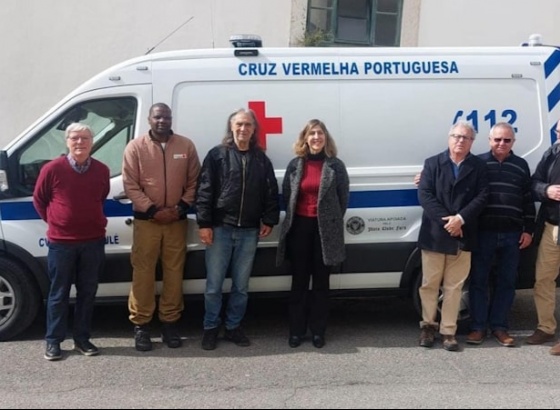 Moto Clube de Faro ofereceu ambulância à Cruz Vermelha Portuguesa