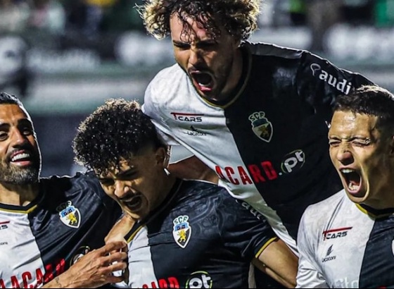 Farense vence Estrela da Amadora e dá passo decisivo rumo à manutenção