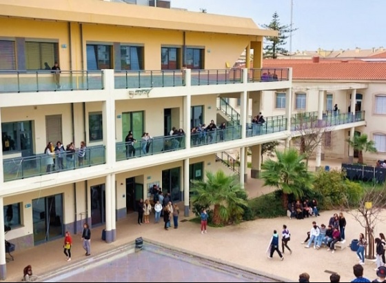 Município de Faro transfere mais de 2,5 milhões de euros para escolas