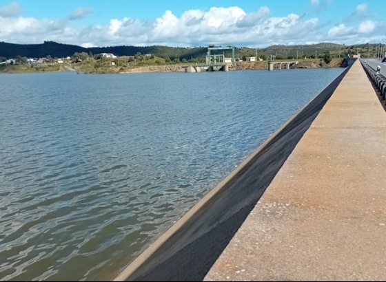 Águas do Algarve abre comportas das barragens de Odeleite e de Beliche