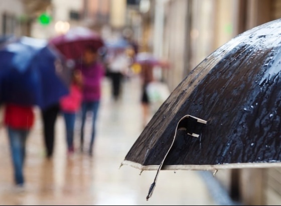 Agravamento do tempo com mais chuva coloca todo o país sob aviso amarelo 