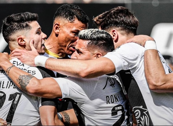 Golo nos descontos de Poveda dá vitória ao Farense na receção ao Famalicão