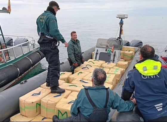 Mais de uma tonelada de haxixe apreendida no Guadiana pela GNR e Guardia Civil