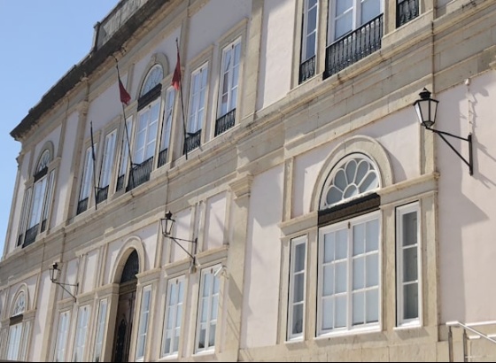 Município de Silves preocupado com trabalhadores após fecho de fábrica de cortiça