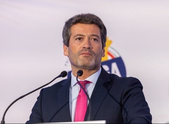 André Ventura transportado para o hospital de Faro para ser avaliado