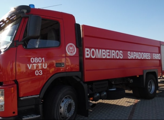 Faro: Incêndio no bairro Horta da Areia desalojou sete pessoas 