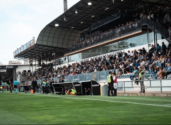 Farense desce à II Liga