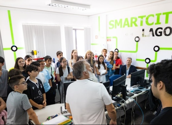 Alunos de Lagoa unem conhecimento e tecnologia para criar projetos inovadores