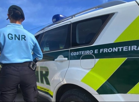 GNR detém em Aljezur homem que não cumpriu ordem para deixar o país