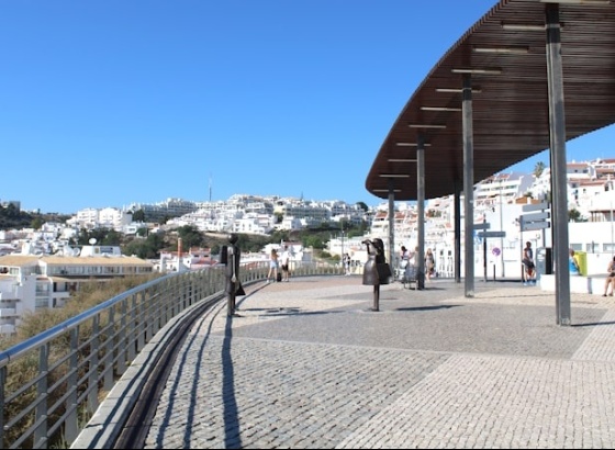 Zona histórica de Albufeira propõe 3 meses de animação – a arrancar já no dia 18
