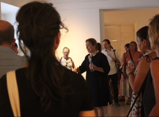 Obra da coleção de arte contemporânea do Estado com visita orientada em Tavira 