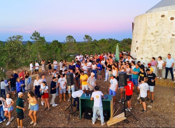 Cortelha recebe Verão com sunset no moinho e muita animação 