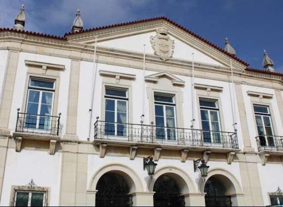  DECO vê renovado protocolo até 2028 com Município de Faro 
