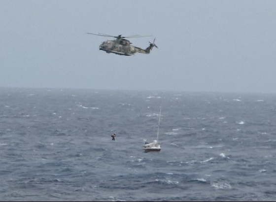 Marinha e Força Aérea resgataram tripulante de veleiro ao largo do Cabo de S. Vicente