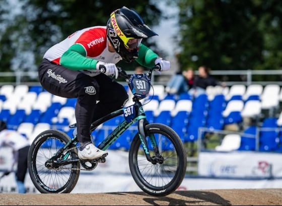 Atletas da Team BMX Quarteira representaram Seleção Nacional na Letónia