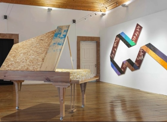 Exposição “Chuva de Verão” em Tavira encerra com visita guiada