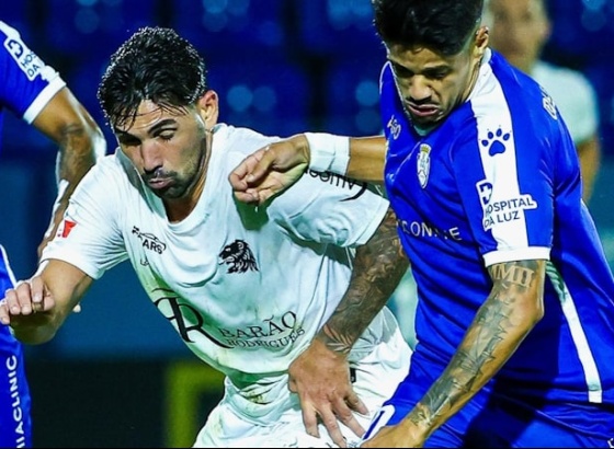 SC Farense empata sem golos frente ao CD Feirense