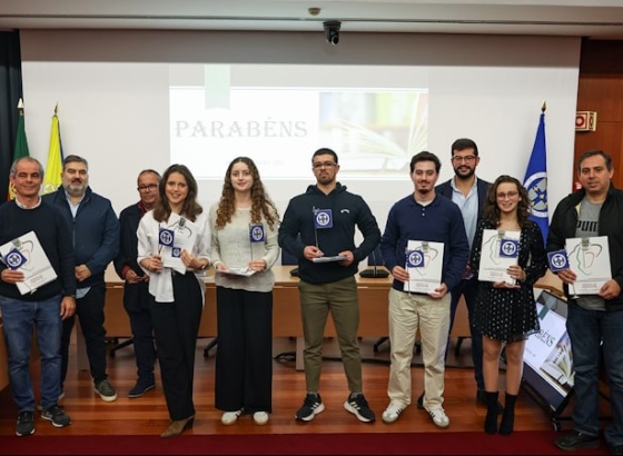 Melhores alunos do Secund&aacute;rio de Lagos, Aljezur e Vila do Bispo premiados pela Terras do Infante