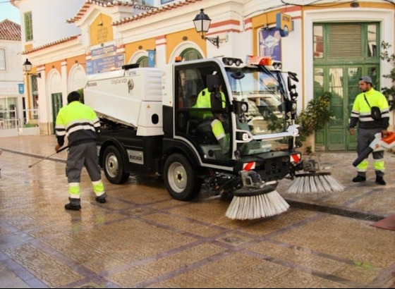 Munic&iacute;pio de VRSA fez novo contrato para refor&ccedil;ar limpeza urbana e o servi&ccedil;o de recolha de res&iacute;duos 