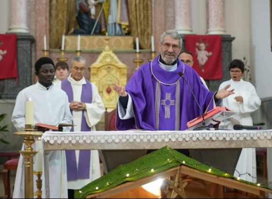 C&acirc;mara de S&atilde;o Br&aacute;s de Alportel assinalou jubileu do padre Ant&oacute;nio Farias