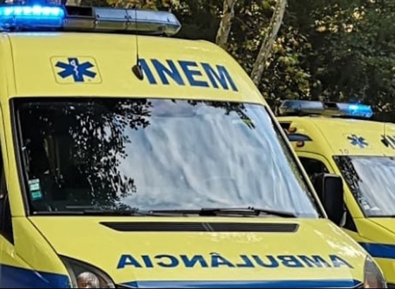 Todas as seis ambul&acirc;ncias de emerg&ecirc;ncia m&eacute;dica do Algarve paradas por falta de meios