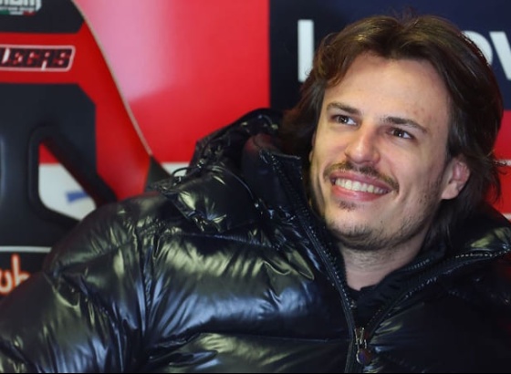 Testes Superbike: Bulega foi o mais veloz no AIA em dia de chuva