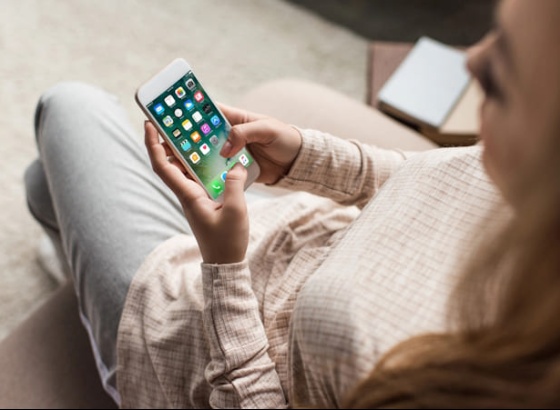 Parlamento aprova limita&ccedil;&atilde;o de acesso de crian&ccedil;as e jovens a redes e plataformas online