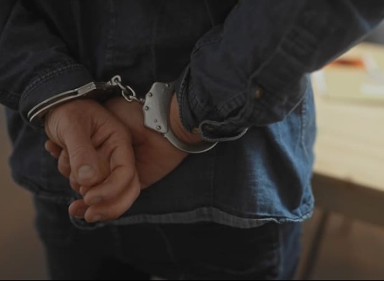 Homem condenado por viol&ecirc;ncia detido pela PJ em Faro foi extraditado para Fran&ccedil;a