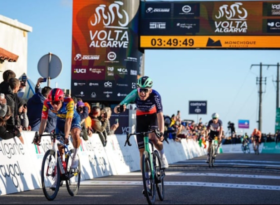 Volta ao Algarve: Paul Seixas vence segunda etapa e Juan Ayuso &eacute; o novo l&iacute;der