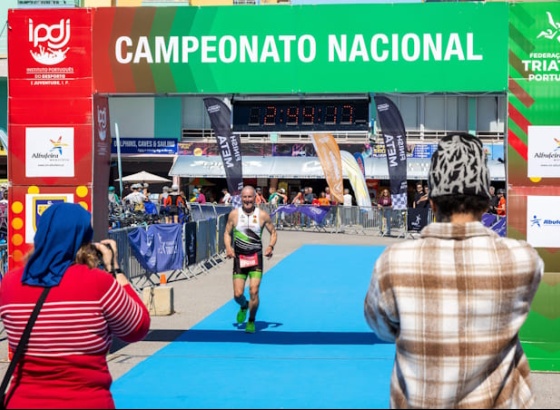 XII edi&ccedil;&atilde;o do Triatlo de Albufeira contou com a presen&ccedil;a de mais de 300 atletas