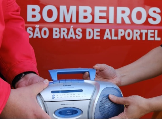 Comunidade de S&atilde;o Br&aacute;s de Alportel entregou 27 toneladas de equipamentos el&eacute;tricos aos bombeiros volunt&aacute;rios