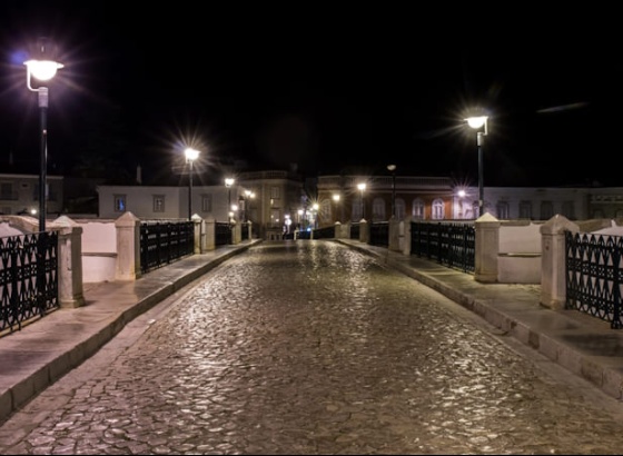 Tavira convida a pedalar ao luar e a caminhar sob as estrelas