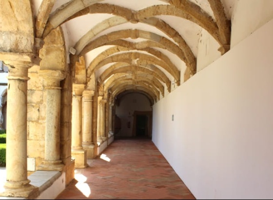 Exposi&ccedil;&otilde;es do Museu Municipal de Faro convidam a visita em abril 