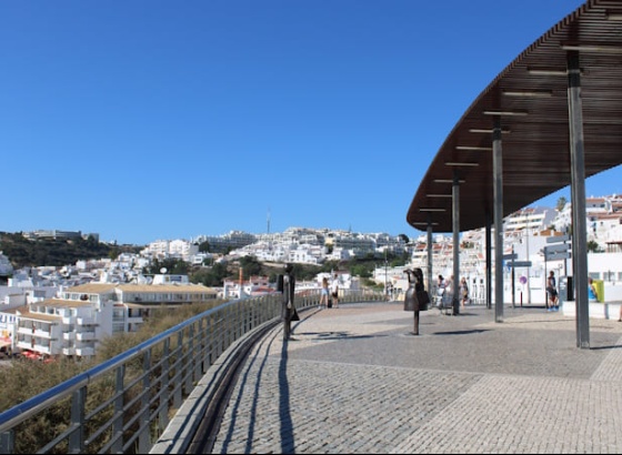 J&aacute; est&aacute; online a nova Plataforma da Taxa Tur&iacute;stica em Albufeira