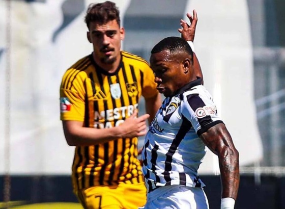 II Liga: Portimonense bate Lusit&acirc;nia de Lourosa com reviravolta nos descontos
