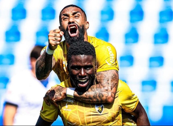 Farense conquista importante vit&oacute;ria frente ao FC Vizela