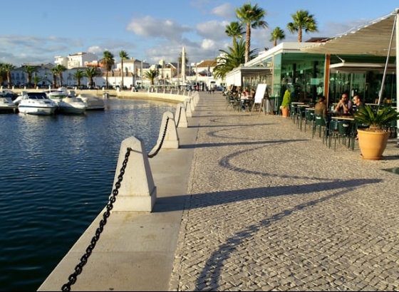 Faro leva oferta tur&iacute;stica a Bilbau