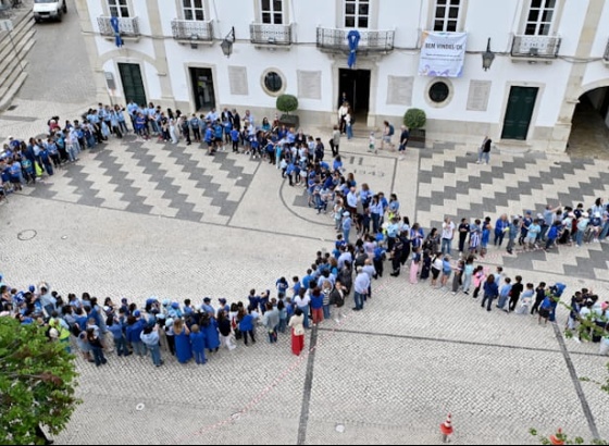 La&ccedil;o Azul de Loul&eacute; alertou para os maus-tratos a crian&ccedil;as e jovens