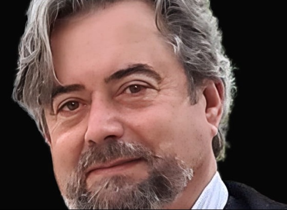 Jos&eacute; Figueiredo Santos apresenta &ldquo;O Triunfo do Conformismo&rdquo; em Portim&atilde;o