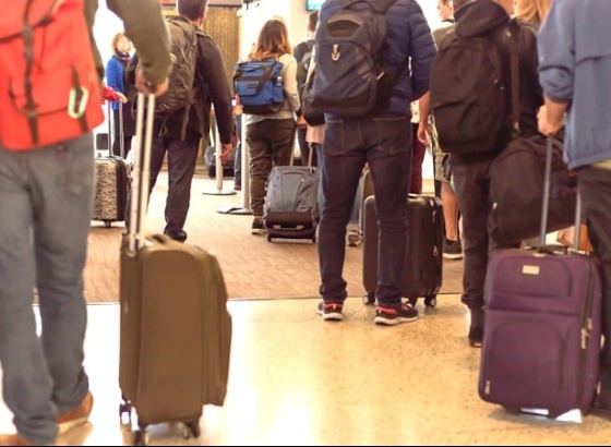 Operadores denunciam preju&iacute;zos por atrasos no aeroporto de Faro